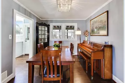 8238 Keystone Avenue, Skokie, IL 60076 - Photo 4