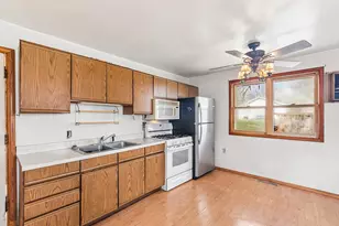 201 N Eagle Island Rd, Kankakee, IL 60901 - Photo 6