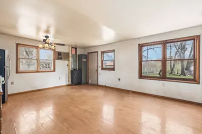 201 N Eagle Island Road, Kankakee, IL 60901 - Photo 2