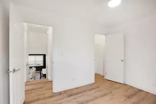 136 Brookwood Ct, Vernon Hills, IL 60061 - Photo 14