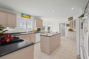 522 Rivershire Pl, Lincolnshire, IL 60069 - Photo 4