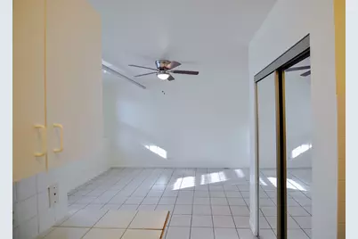 4241 N Kenmore Avenue #G6, Chicago, IL 60613 - Photo 6