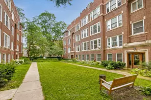 5464 S Woodlawn Ave, Chicago, IL 60615 - Photo 2