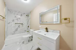 2226 W 51st St, Chicago, IL 60609 - Photo 6