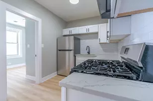 6239 N Western Ave, Chicago, IL 60659 - Photo 10