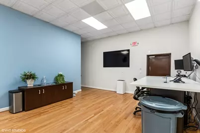 705 N Milwaukee Avenue, Chicago, IL 60642 - Photo 4