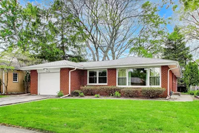 9324 Linder Avenue, Morton Grove, IL 60053 - Photo 2