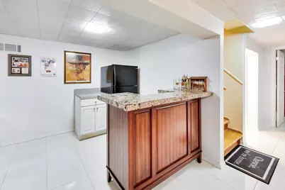 9324 Linder Avenue, Morton Grove, IL 60053 - Photo 28