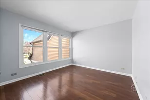 547 Rosebud Dr S, Lombard, IL 60148 - Photo 22