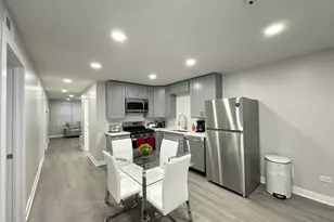 1937 W Grand Ave, Chicago, IL 60622 - Photo 2