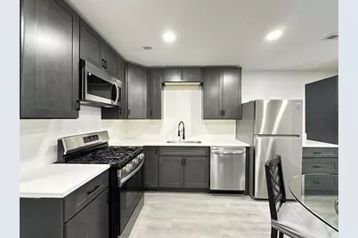 1937 W Grand Avenue #2, Chicago, IL 60622 - Photo 4