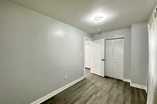 1937 W Grand Ave, Chicago, IL 60622 - Photo 16