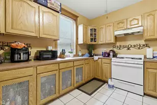 [Address not provided], Chicago, IL 60651 - Photo 10