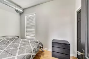 2145 W Thomas St, Chicago, IL 60622 - Photo 10