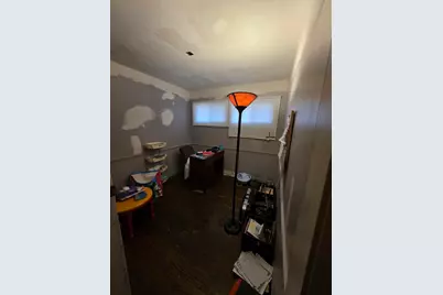 15518 Maple Street, South Holland, IL 60473 - Photo 8