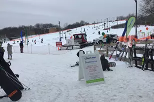 5950 Oakwood Dr, Lisle, IL 60532 - Photo 10