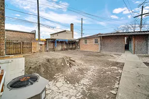 3143 N Kostner Ave, Chicago, IL 60641 - Photo 20