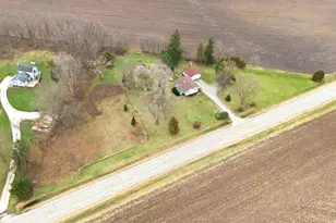 11530 S Il Route 23, Marengo, IL 60152 - Photo 2