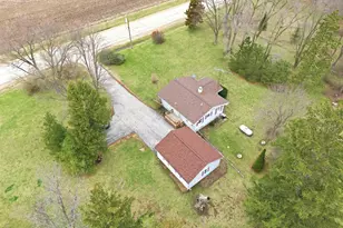 11530 S Il Route 23, Marengo, IL 60152 - Photo 20
