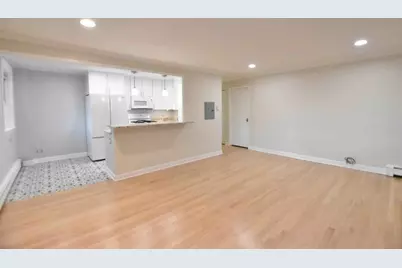 2409 W Balmoral Avenue #2A, Chicago, IL 60625 - Photo 8