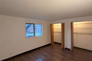 5850 W 87th St, Burbank, IL 60459 - Photo 8