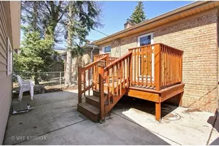 7217 W Fitch Ave, Chicago, IL 60631 - Photo 2