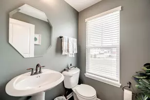 871 Finley Dr, Aurora, IL 60504 - Photo 12