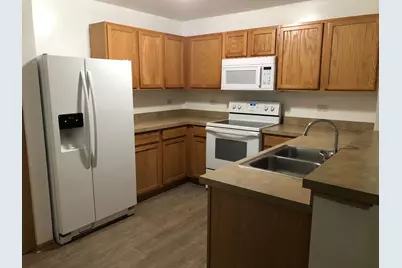 2115 Silverstone Drive #2115, Carpentersville, IL 60110 - Photo 2