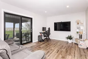 405 W Jeffery St, Cullom, IL 60929 - Photo 28