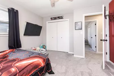 405 W Jeffery Street, Cullom, IL 60929 - Photo 18