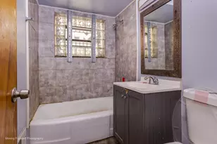 2313 E 92nd St, Chicago, IL 60617 - Photo 10