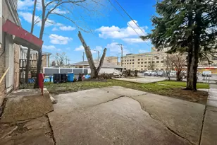 2313 E 92nd St, Chicago, IL 60617 - Photo 10