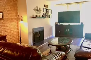 6020 Oakwood Dr, Lisle, IL 60532 - Photo 2