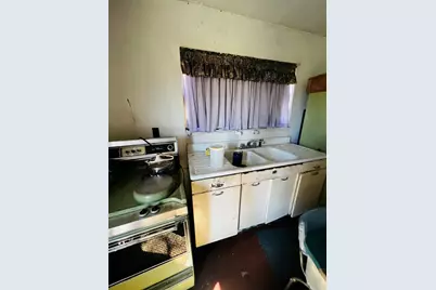 5266 S 12750E Road, Pembroke Twp, IL 60958 - Photo 10