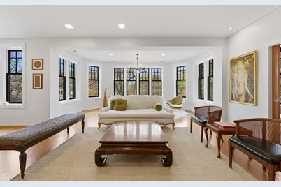 1215 E Madison Park Avenue #3, Chicago, IL 60615 - Photo 2