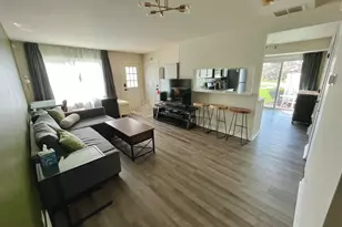 1544 Normantown Rd, Naperville, IL 60564 - Photo 2