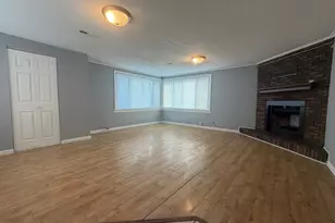 66 Marquette St, Park Forest, IL 60466 - Photo 8