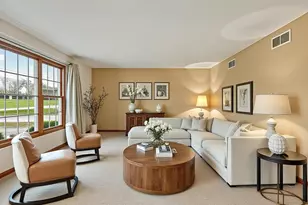 1248 S Lawler Ave, Lombard, IL 60148 - Photo 4