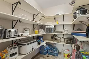 1248 S Lawler Ave, Lombard, IL 60148 - Photo 18