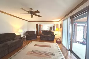 2376 Wyckwood Dr, Aurora, IL 60506 - Photo 12