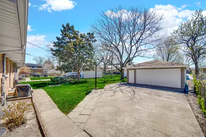 459 E 166th Street, South Holland, IL 60473 - Photo 2