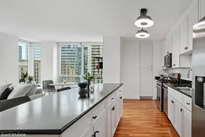 [Address not provided], Chicago, IL 60654 - Photo 10