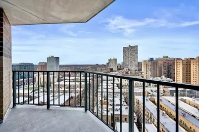 3660 N Lake Shore Drive #1613, Chicago, IL 60613 - Photo 18