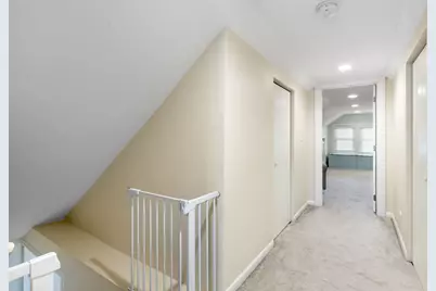 5471 N Parkside Avenue, Chicago, IL 60630 - Photo 16