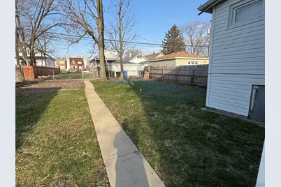10136 S Union Avenue, Chicago, IL 60628 - Photo 2