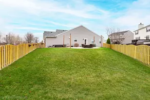 308 Fieldstone Dr, Woodstock, IL 60098 - Photo 28