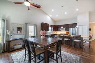 308 Fieldstone Dr, Woodstock, IL 60098 - Photo 10