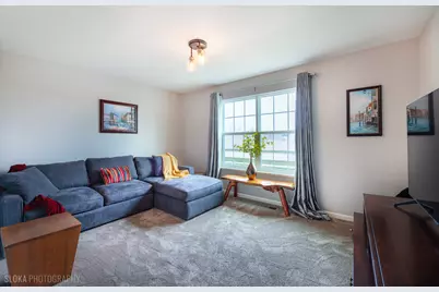 308 Fieldstone Drive, Woodstock, IL 60098 - Photo 6