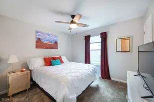 308 Fieldstone Dr, Woodstock, IL 60098 - Photo 16