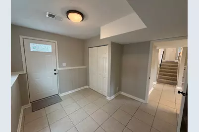 109 Hickory Drive, Lindenhurst, IL 60046 - Photo 16